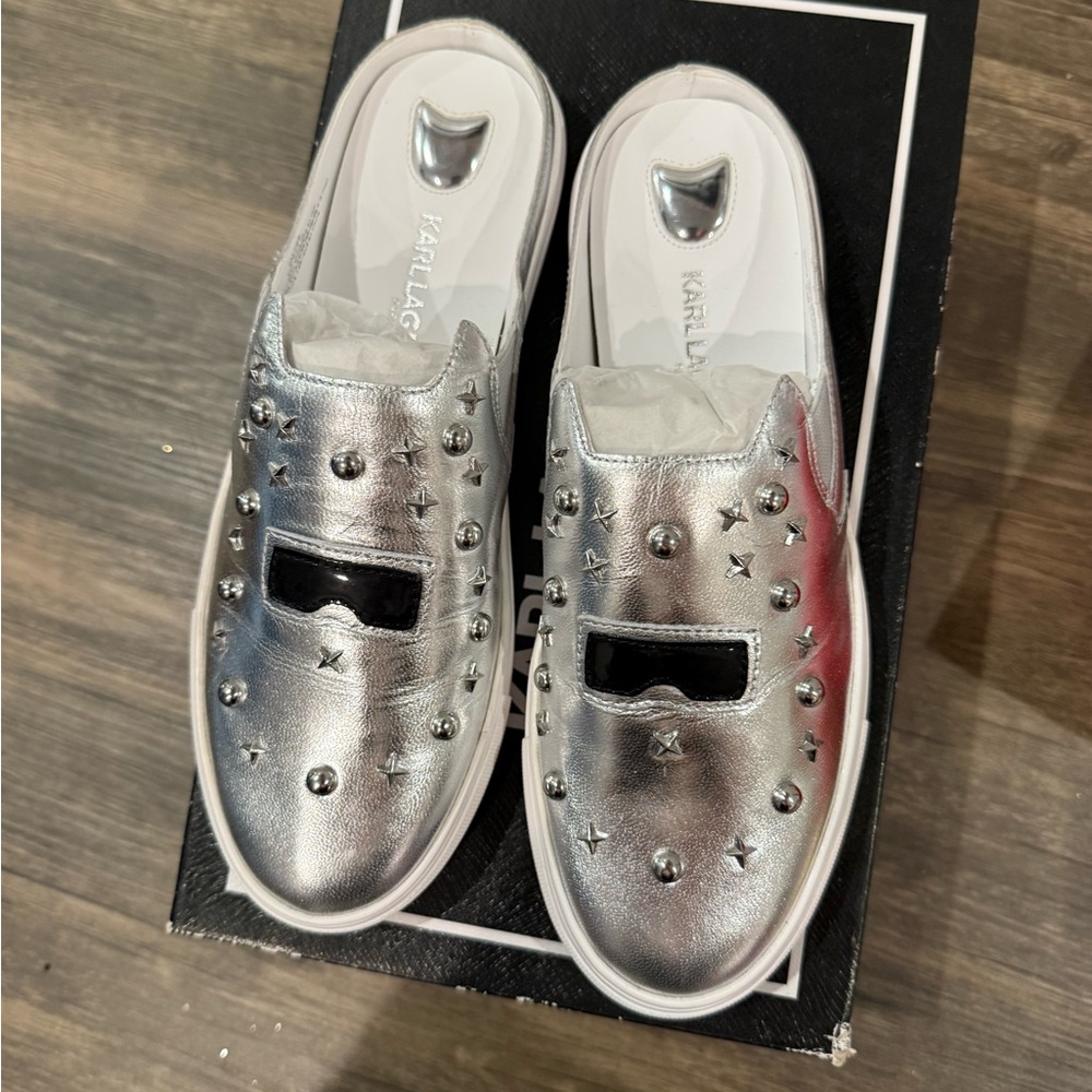 Karl Lagerfeld Paris EISLEY Silver Metallic Slip-on Sneaker/Mule  US 6
